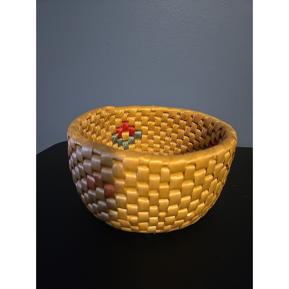 Woven Coil Straw Seagrass Basket Floral Round 7"x4" Southwest Boho EUC‎
